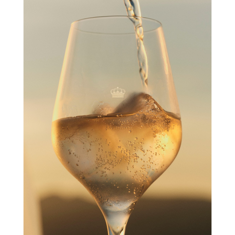 Moët & Chandon Ice Impérial Limited Edition by  Pharrell Williams, Champagne, Frankreich